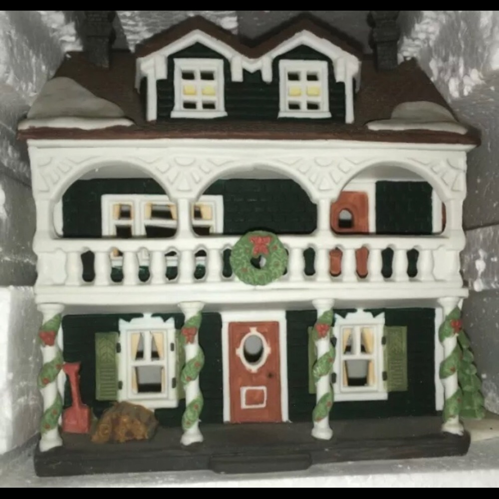*PRICE IS FIRM* Department 56 Heritage Village